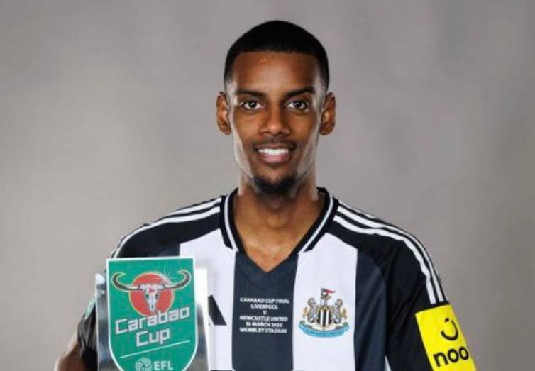 1.3亿欧！拒绝利物浦1.2亿英镑报价或转投沙特，伊萨克到底咋想的